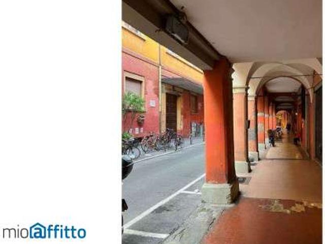 Appartamento in affitto a Santo Stefano, Bologna
