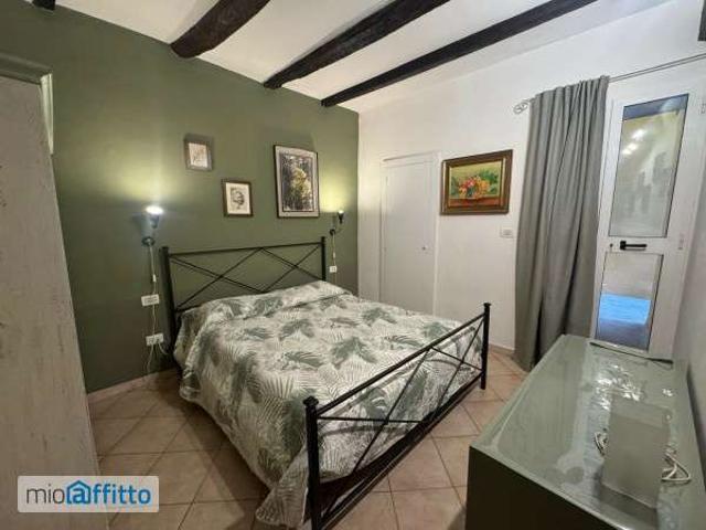 Appartamento in affitto a Santo Stefano, Bologna