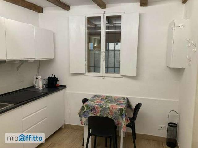Appartamento in affitto a Santo Stefano, Bologna