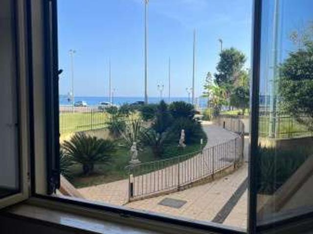 Appartamento in affitto a Siderno, Calabria