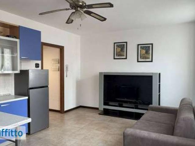 Appartamento in affitto a Lonate Pozzolo, Lombardia