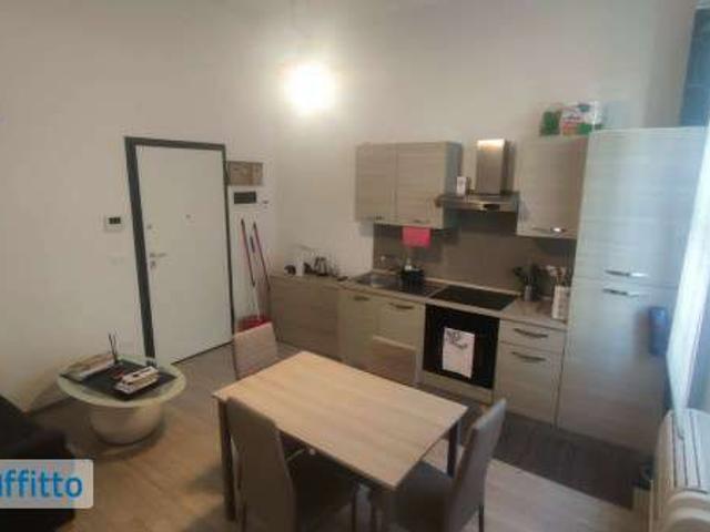 Appartamento in affitto a Santo Stefano, Bologna