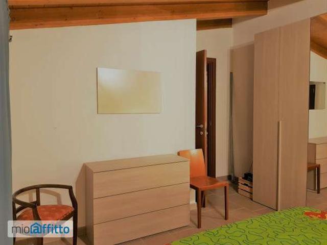 Appartamento in affitto a Bellano, Lombardia