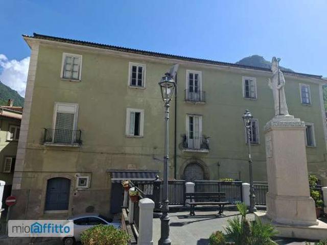 Appartamento in affitto a Campagna, Campania