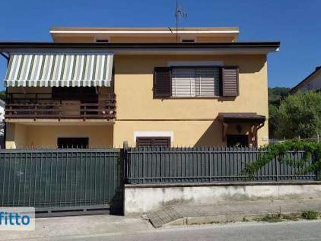 Appartamento in affitto a Pratella, Campania