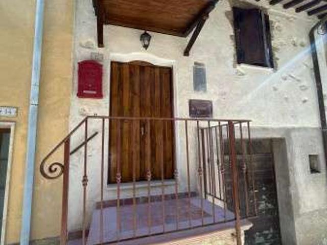 Appartamento in affitto a Mompeo, Lazio