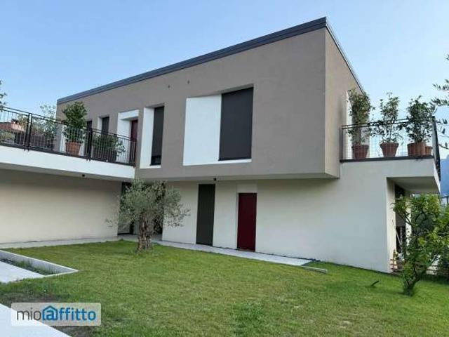 Appartamento in affitto a Comunità Alto Garda e Ledro, Riva