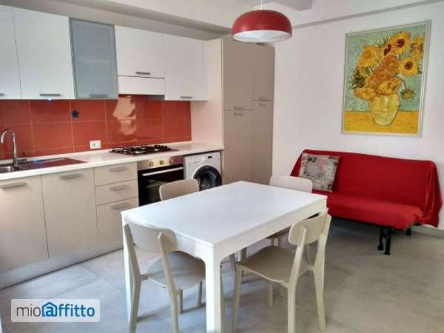 Appartamento in affitto a Marche, Macerata
