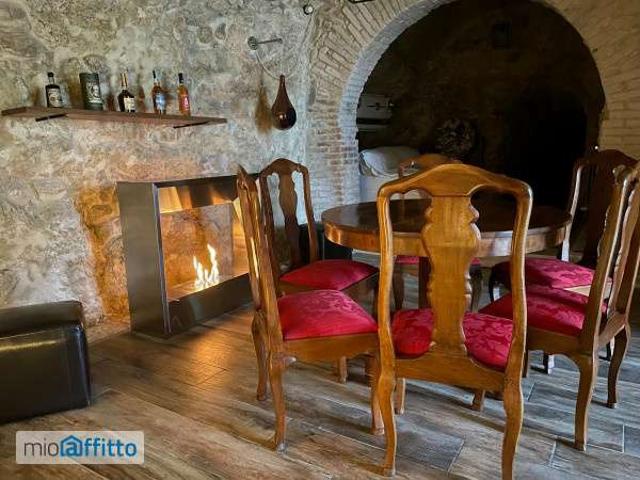 Appartamento in affitto a Poggio Catino, Lazio