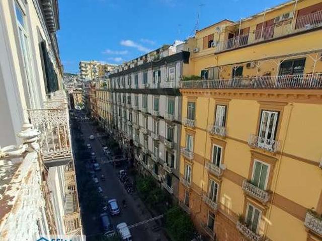 Appartamento in affitto a Municipalità 4, Campania