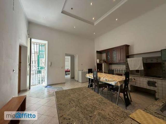 Appartamento in affitto a Municipalità 2, Campania