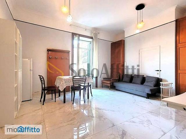 Appartamento in affitto a Municipalità 2, Campania
