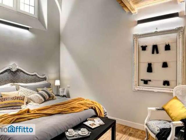 Appartamento in affitto a Municipalità 2, Campania