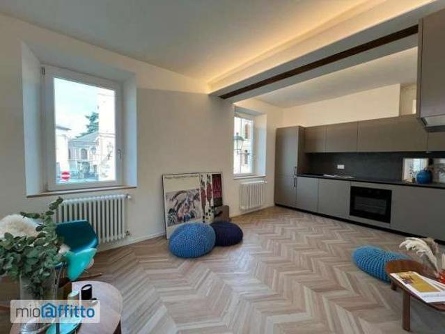 Appartamento in affitto a Santo Stefano città, Re