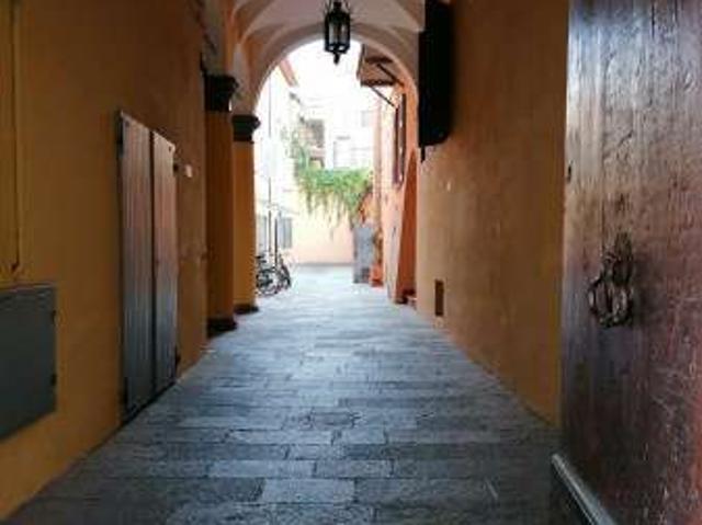 Appartamento in affitto a San Prospero città, Re