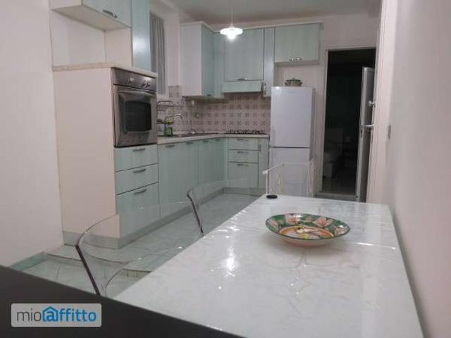 Appartamento in affitto a Centro Est, Serra Riccò