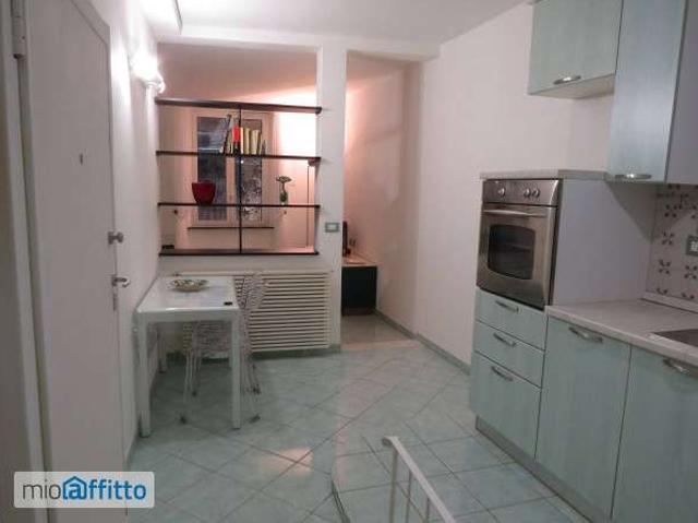 Appartamento in affitto a Centro Est, Serra Riccò