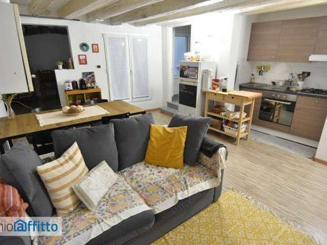 Appartamento in affitto a Centro Est, Serra Riccò