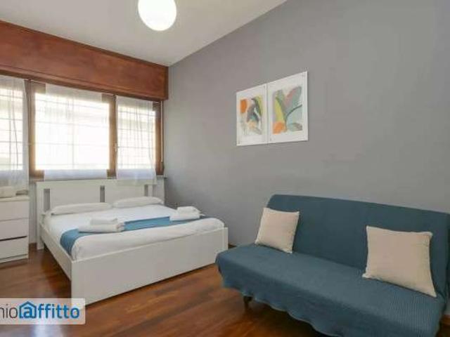 Villa Indipendente in affitto a Municipio 8 di Milano, Milano