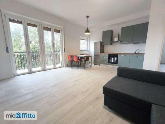 Villa Indipendente in affitto a Milano