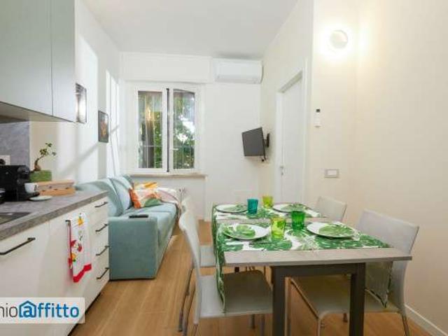 Villa Indipendente in affitto a Municipio 8 di Milano, Milano