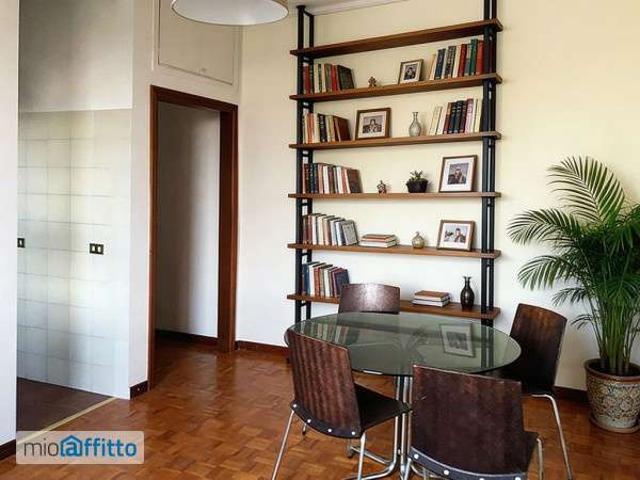 Villa Indipendente in affitto a Municipio 8 di Milano, Milano
