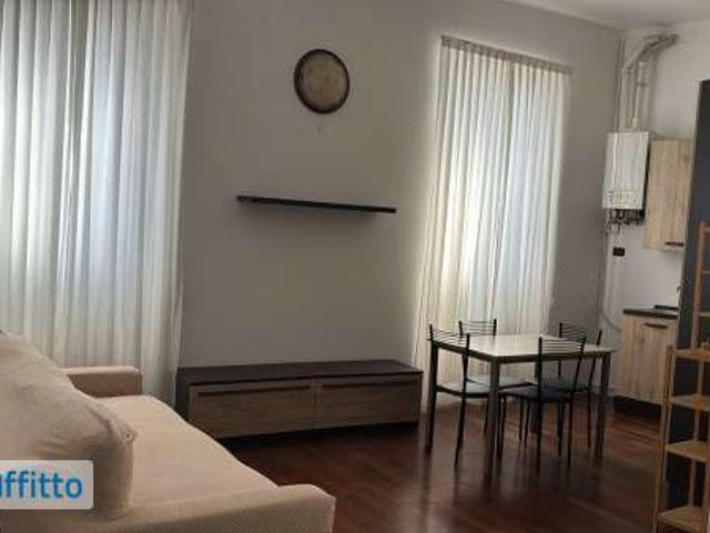 Villa Indipendente in affitto a Municipio 8 di Milano, Milano