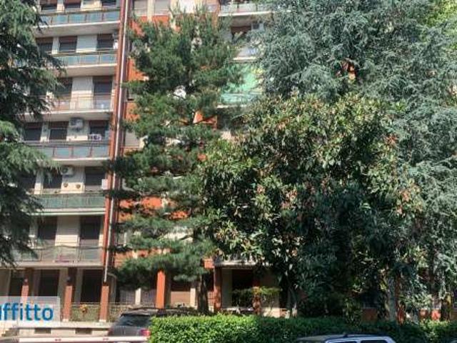Villa Indipendente in affitto a Municipio 8 di Milano, Milano