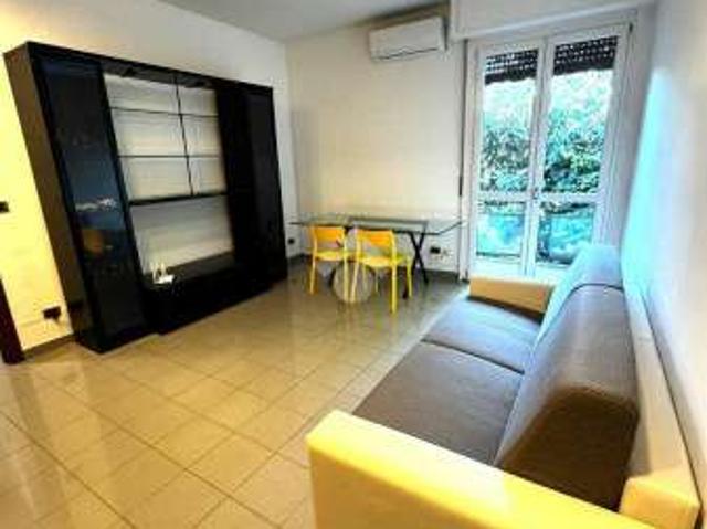 Villa Indipendente in affitto a Municipio 8 di Milano, Milano
