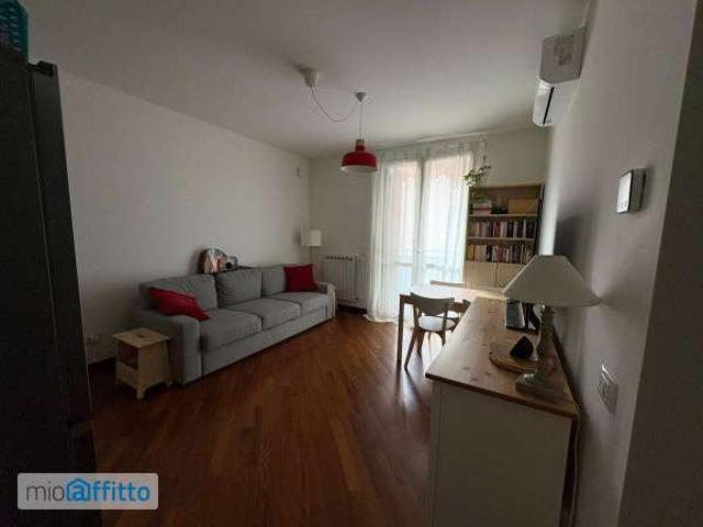 Villa Indipendente in affitto a Municipio 8 di Milano, Milano