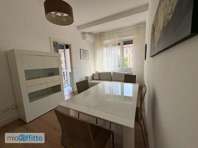 Villa Indipendente in affitto a Municipio 8 di Milano, Milano