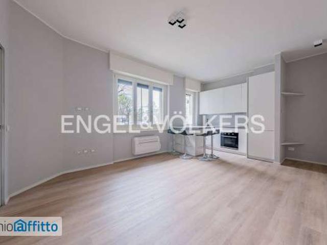 Villa Indipendente in affitto a Municipio 8 di Milano, Milano