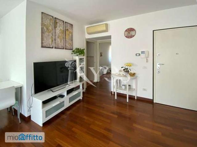 Villa Indipendente in affitto a Municipio 8 di Milano, Milano