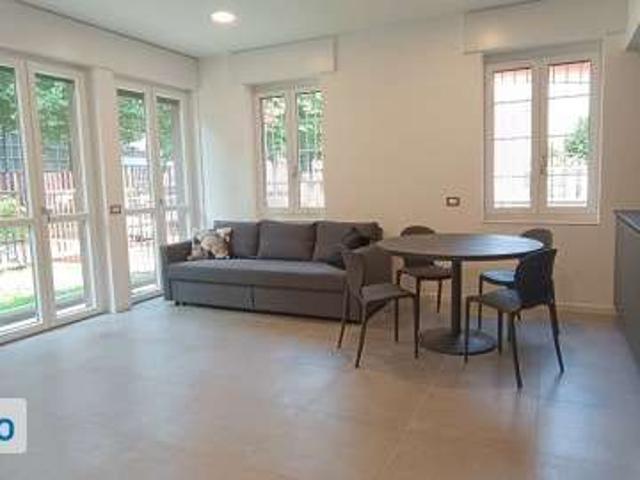 Villa Indipendente in affitto a Municipio 8 di Milano, Milano