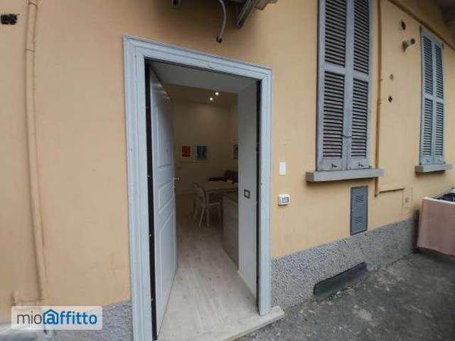 Villa Indipendente in affitto a Milano