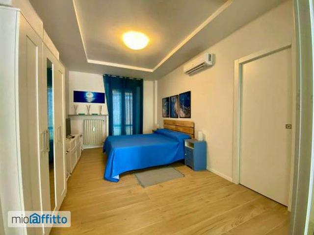 Villa Indipendente in affitto a Municipio 8 di Milano, Milano