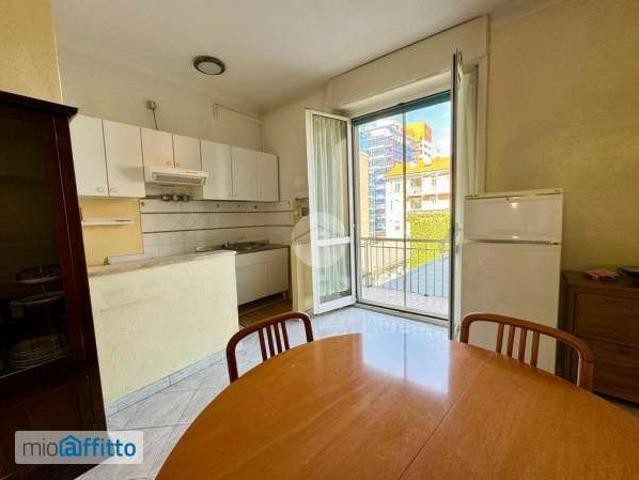 Villa Indipendente in affitto a Municipio 8 di Milano, Milano