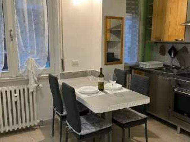 Villa Indipendente in affitto a Municipio 8 di Milano, Milano