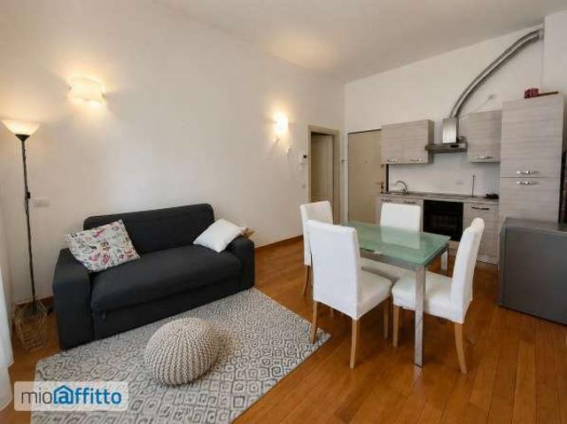 Villa Indipendente in affitto a Municipio 8 di Milano, Milano