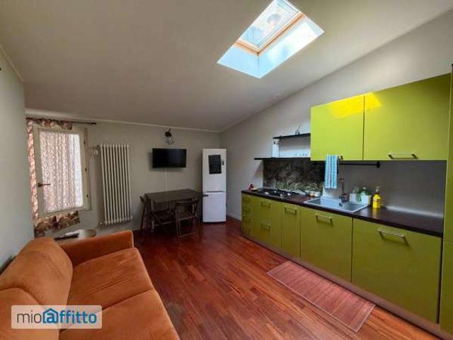 Villa Indipendente in affitto a Municipio 8 di Milano, Milano