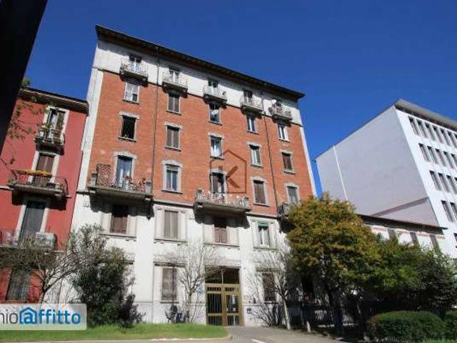 Villa Indipendente in affitto a Municipio 9, Milano