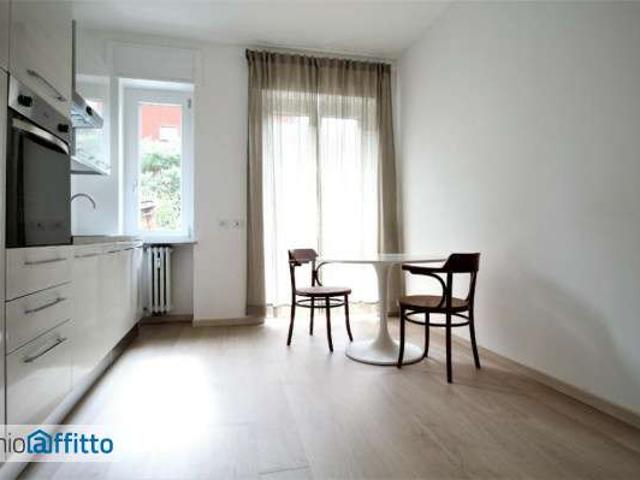 Villa Indipendente in affitto a Municipio 8 di Milano, Milano