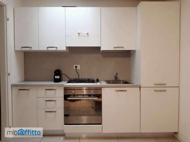 Villa Indipendente in affitto a Municipio 8 di Milano, Milano