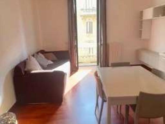 Villa Indipendente in affitto a Municipio 8 di Milano, Milano