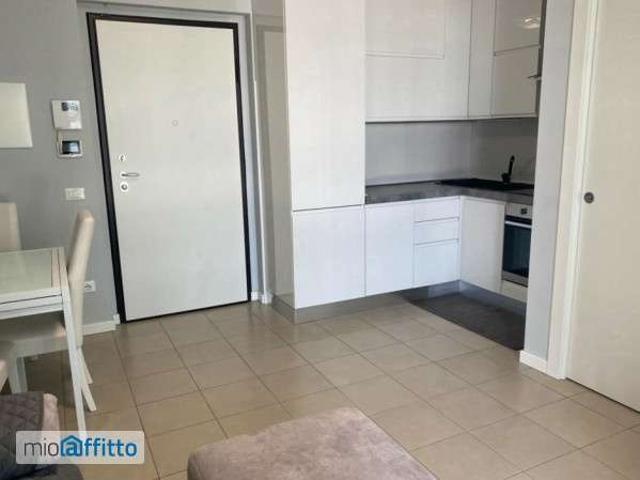 Villa Indipendente in affitto a Municipio 8 di Milano, Milano