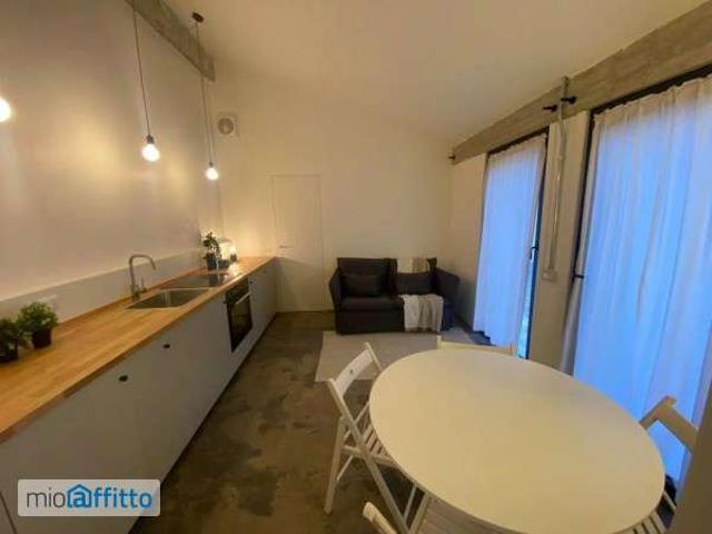 Villa Indipendente in affitto a Municipio 8 di Milano, Milano