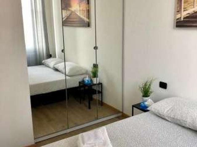 Villa Indipendente in affitto a Municipio 8 di Milano, Milano