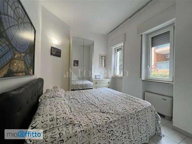 Villa Indipendente in affitto a Municipio 8 di Milano, Milano