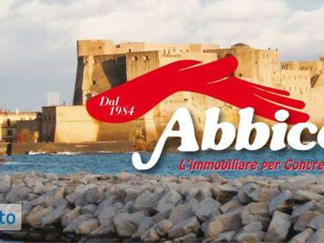 Appartamento in affitto a Municipalità 1, Campania