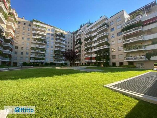 Appartamento in affitto a Municipio 5, Milano
